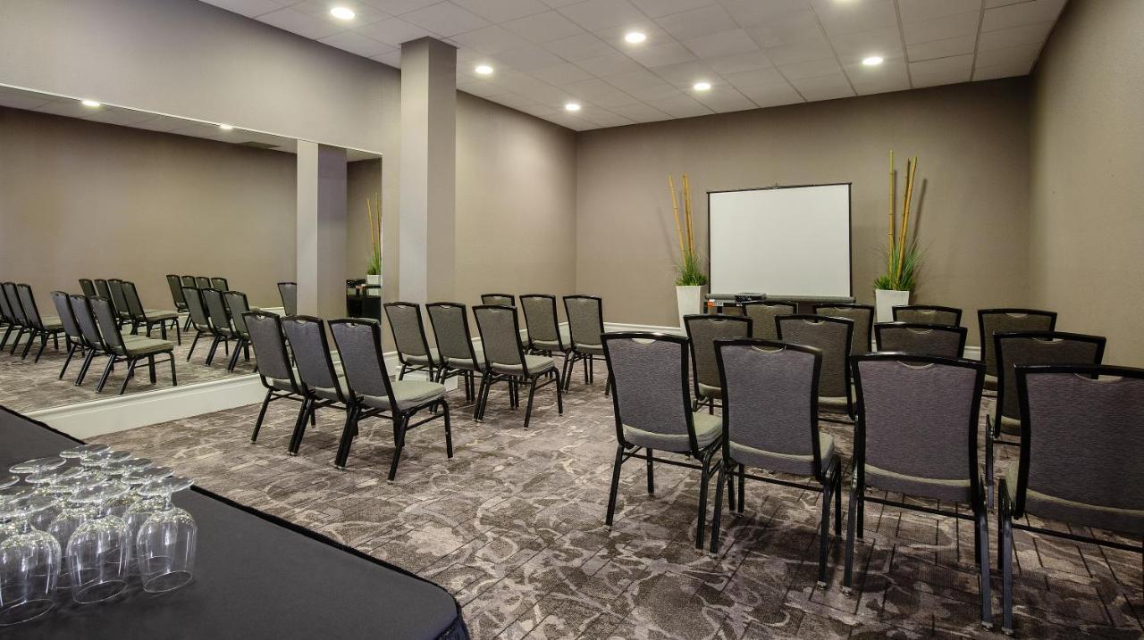 Pomeroy Hotel & Conference Centre Grande Prairie Eksteriør billede